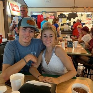 Meet your Posher, Paxton